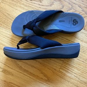 CLOUDSTEPPERS by Clarks. EUC!